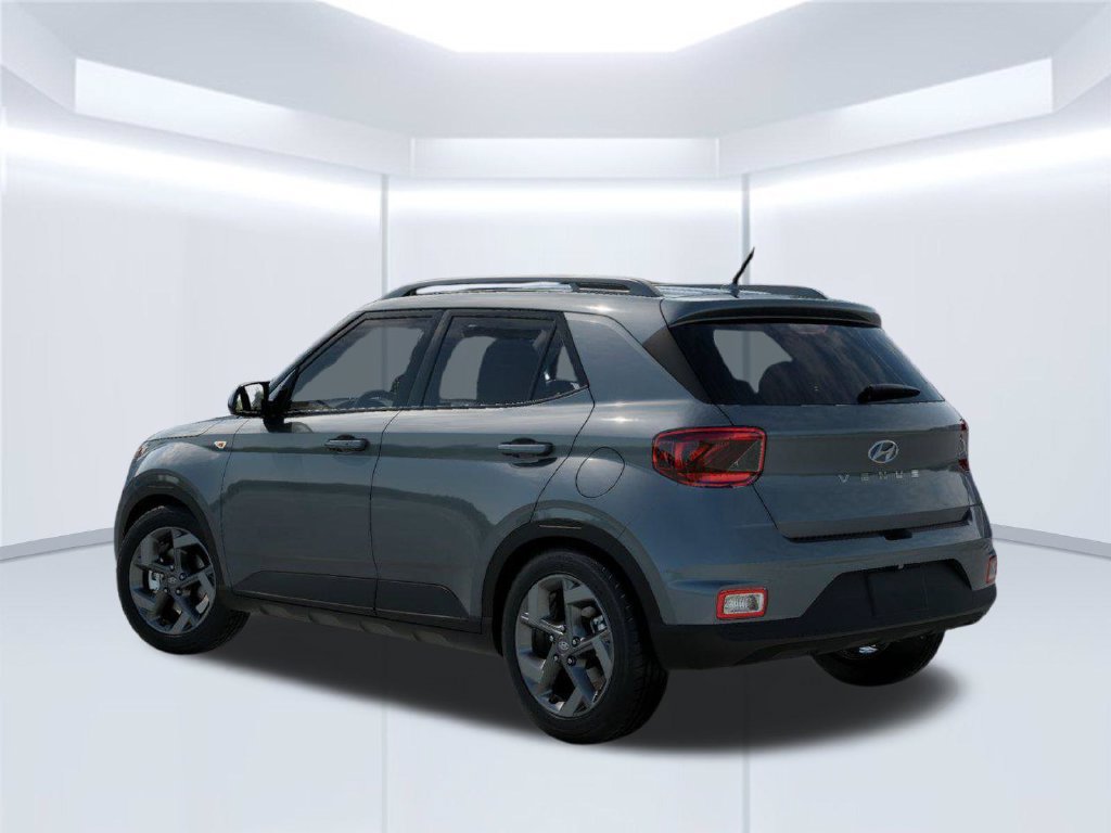New 2026 Hyundai Venue SEL FWD image 5