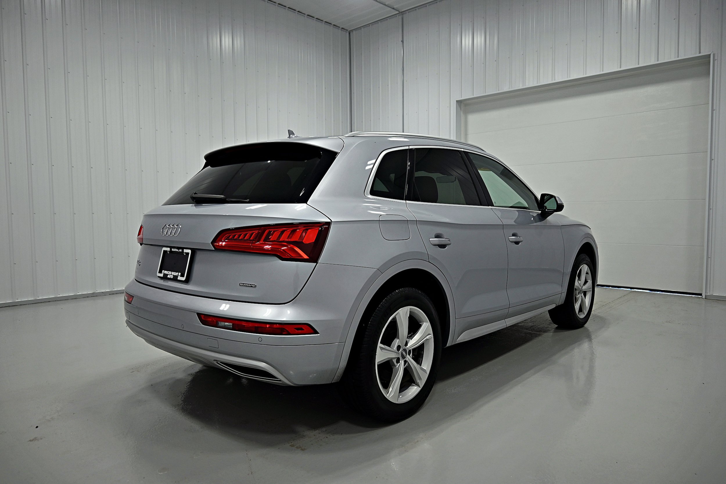 Used 2020 Audi Q5 2.0T Premium Plus w/ Premium Plus Package AWD/4WD image 35