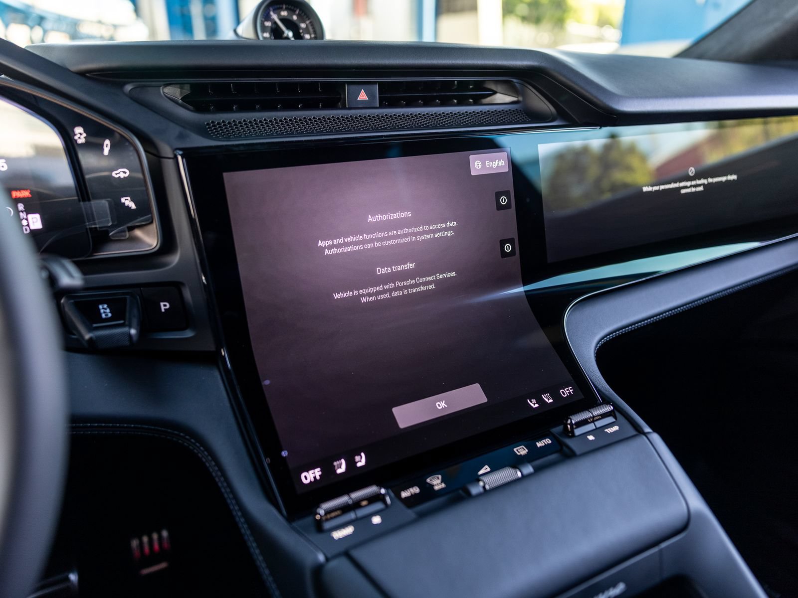 New 2026 Porsche Cayenne Turbo AWD/4WD image 32