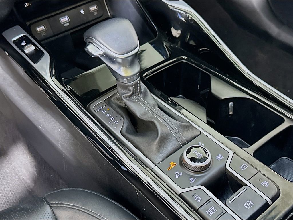 Used 2023 Kia Sorento SX image 17