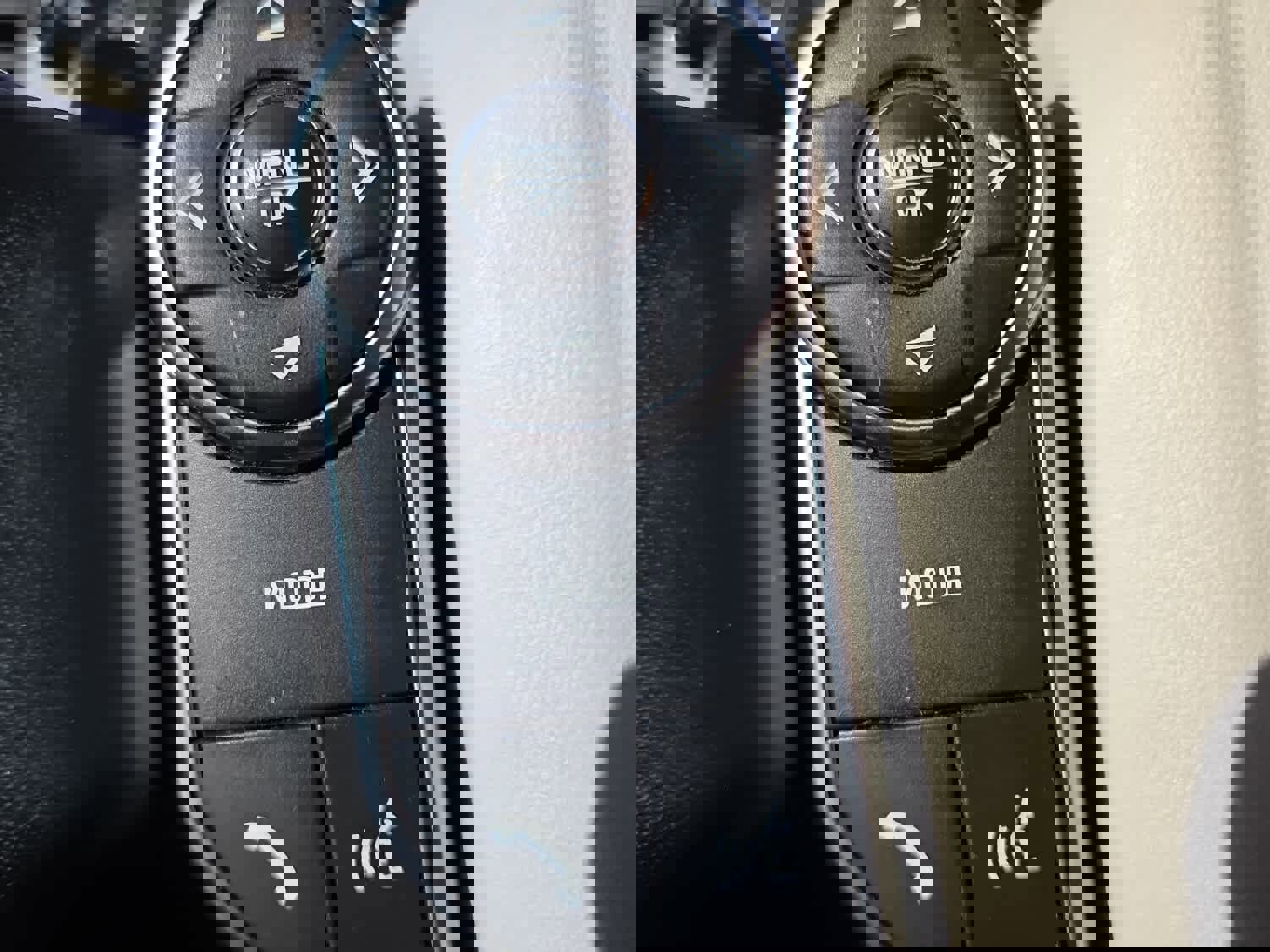 Used 2017 Land Rover Discovery SE image 18