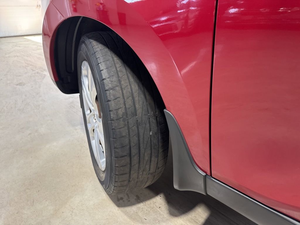 Used 2012 Hyundai Tucson GL image 3