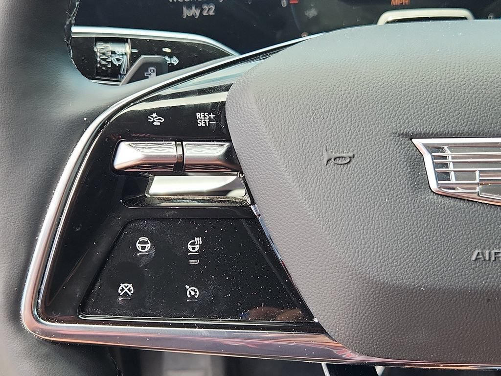 Used 2024 Cadillac Lyriq Sport AWD/4WD image 18
