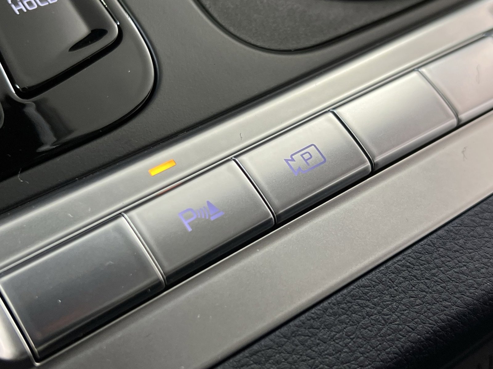 New 2026 Kia Carnival SX w/ SX Dark Edition Package image 33
