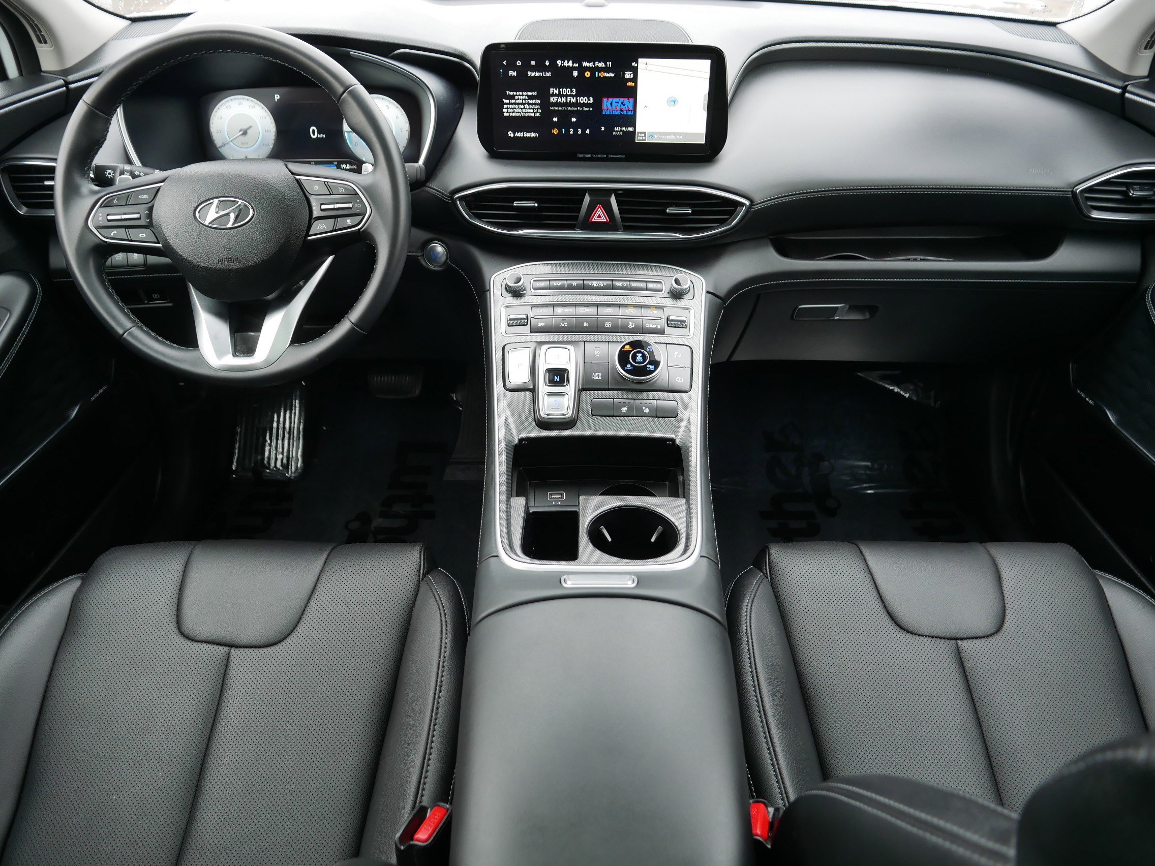 Certified 2023 Hyundai Santa Fe SEL w/ Premium Package image 10