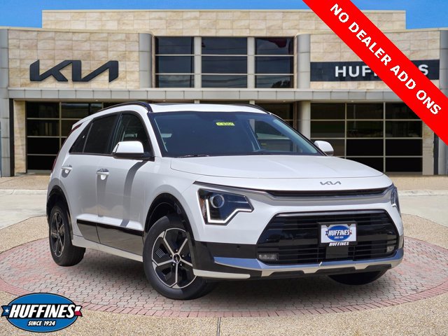 New 2025 Kia Niro SX