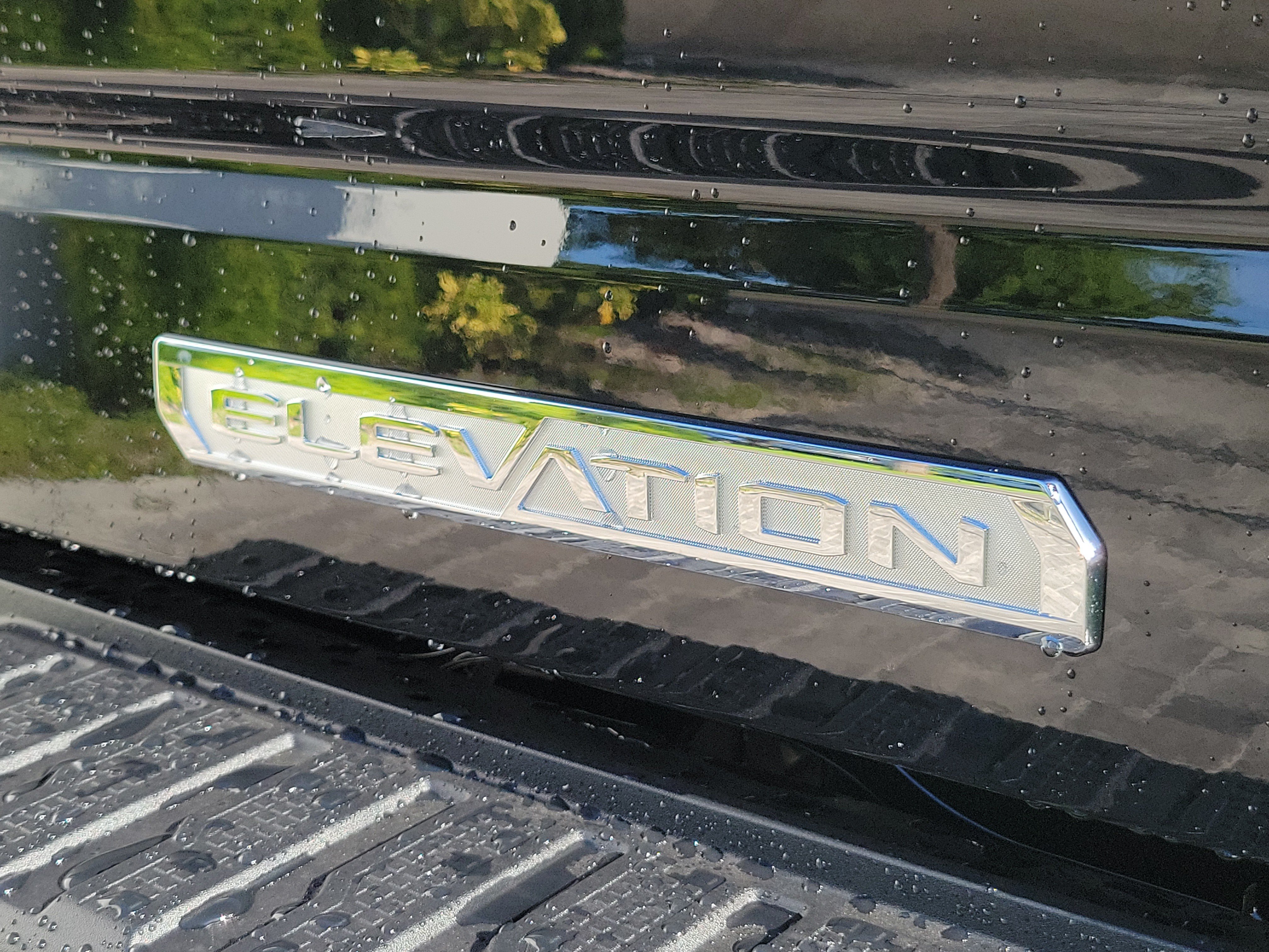 New 2026 GMC Sierra 1500 Elevation w/ Elevation Premium Package AWD/4WD image 7