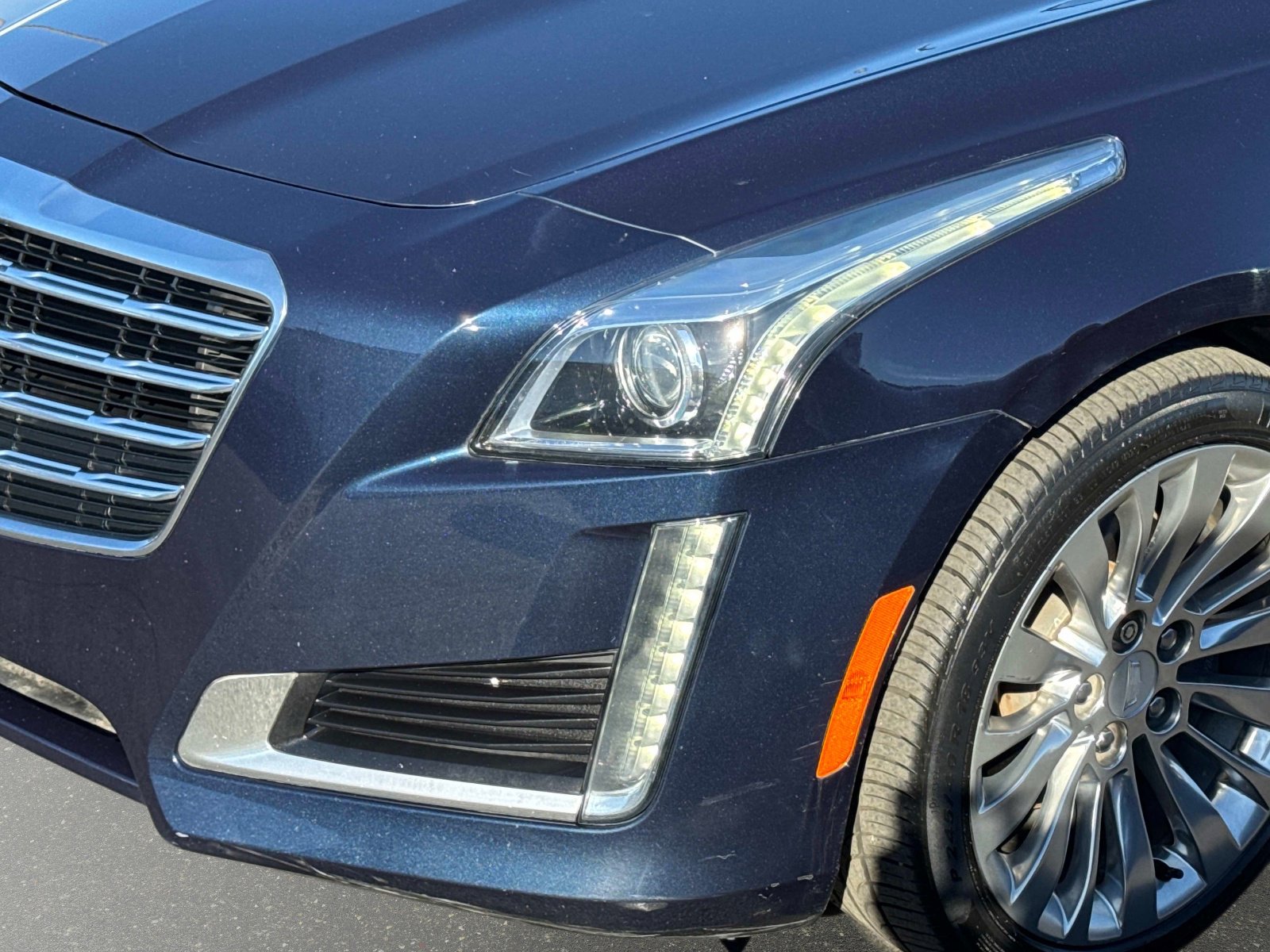 Used 2019 Cadillac CTS Luxury image 29