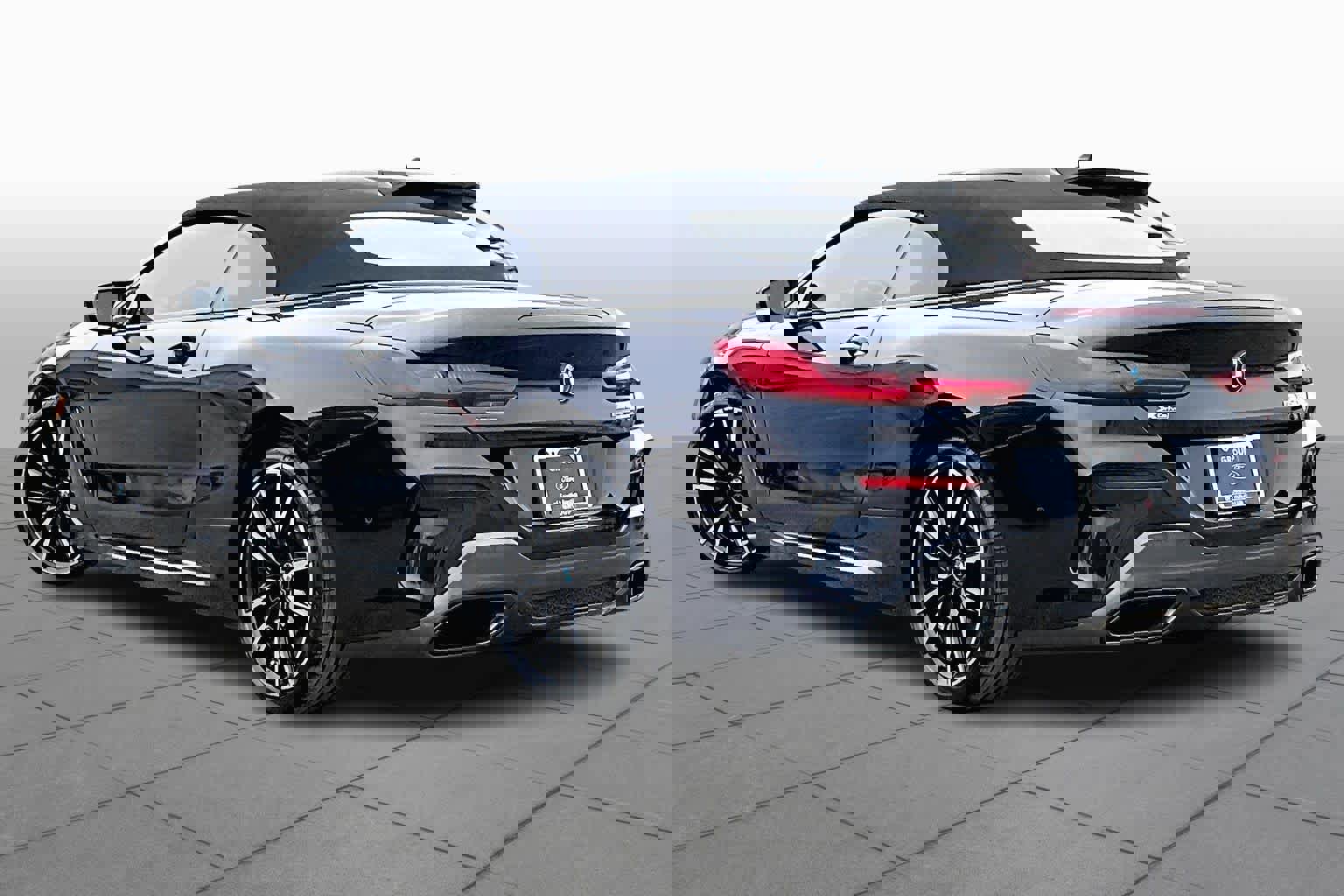 Used 2023 BMW M850i xDrive Convertible image 14