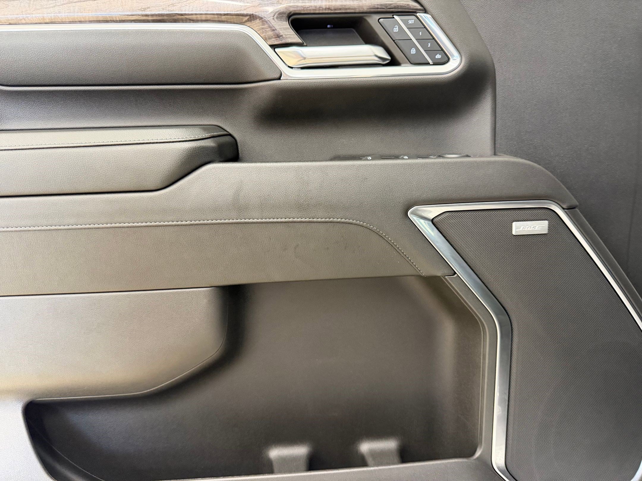 Used 2024 Chevrolet Silverado 2500 LTZ w/ LTZ Plus Package image 12