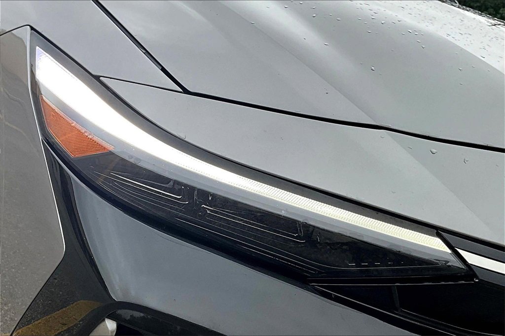 Used 2024 Hyundai Elantra N Line image 29