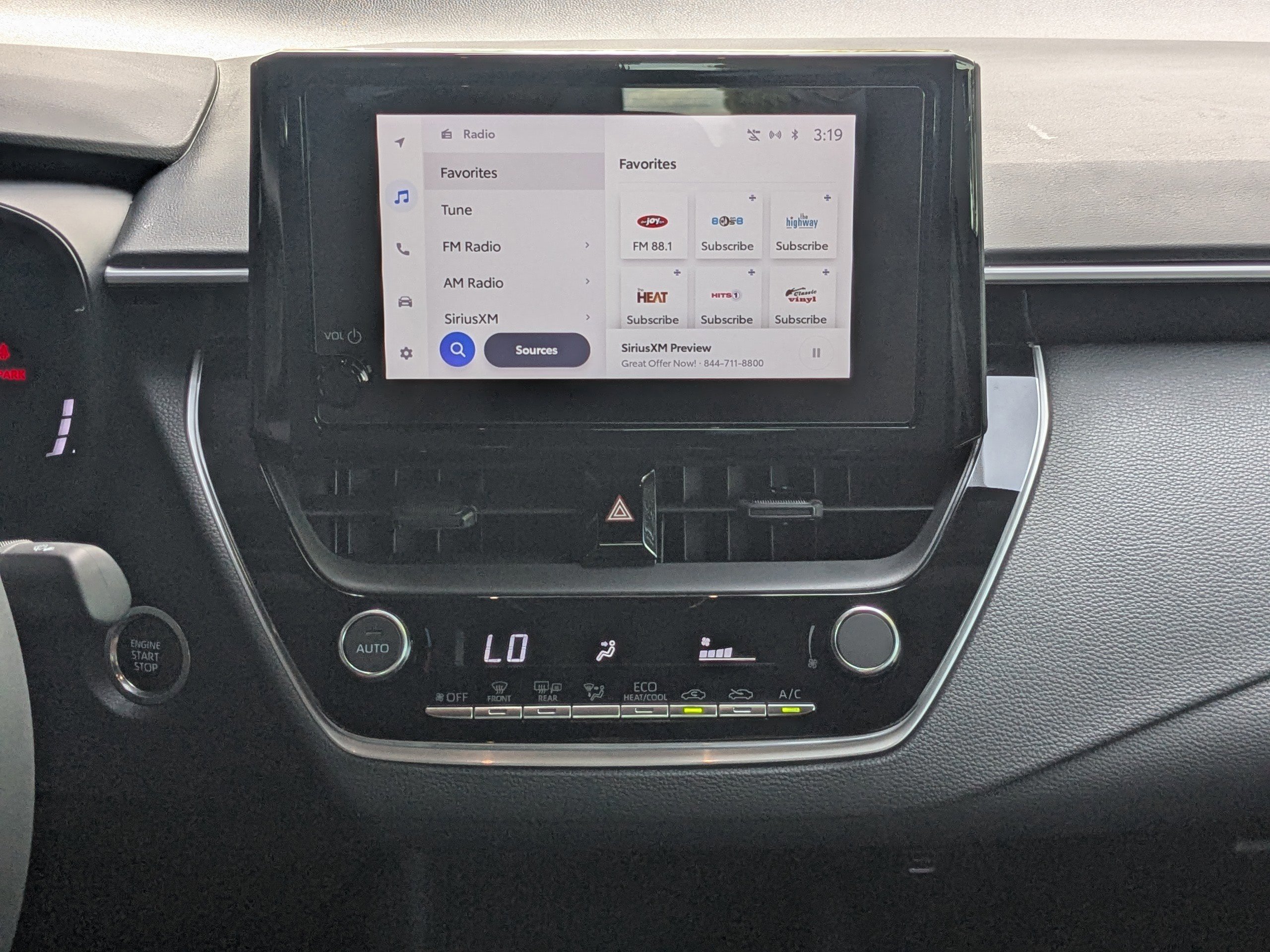 Used 2026 Toyota Corolla SE FWD image 15