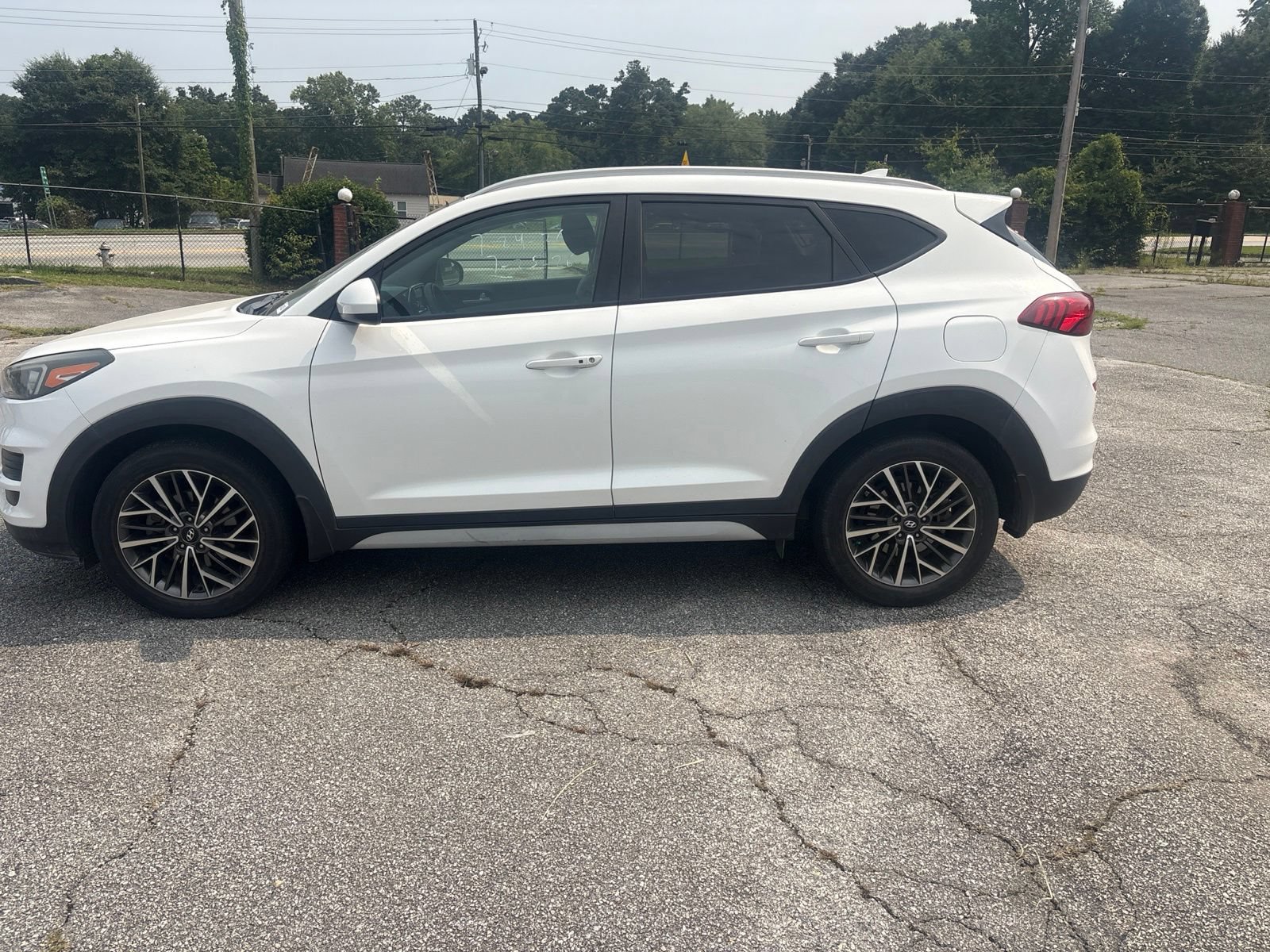 Used 2019 Hyundai Tucson SEL w/ Cargo Package FWD image 3