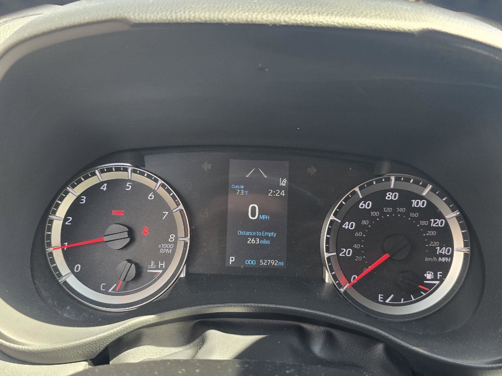 Used 2022 Toyota Highlander LE image 23