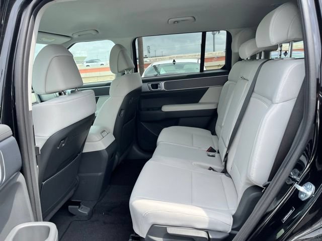 New 2026 Hyundai Santa Fe SE FWD image 18