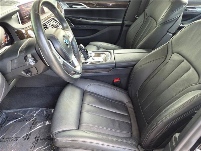 Used 2020 BMW 740i RWD image 16