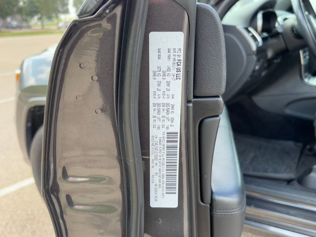 Used 2018 Jeep Grand Cherokee Altitude image 15