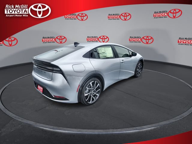 New 2026 Toyota Prius Plug-In Hybrid FWD image 8