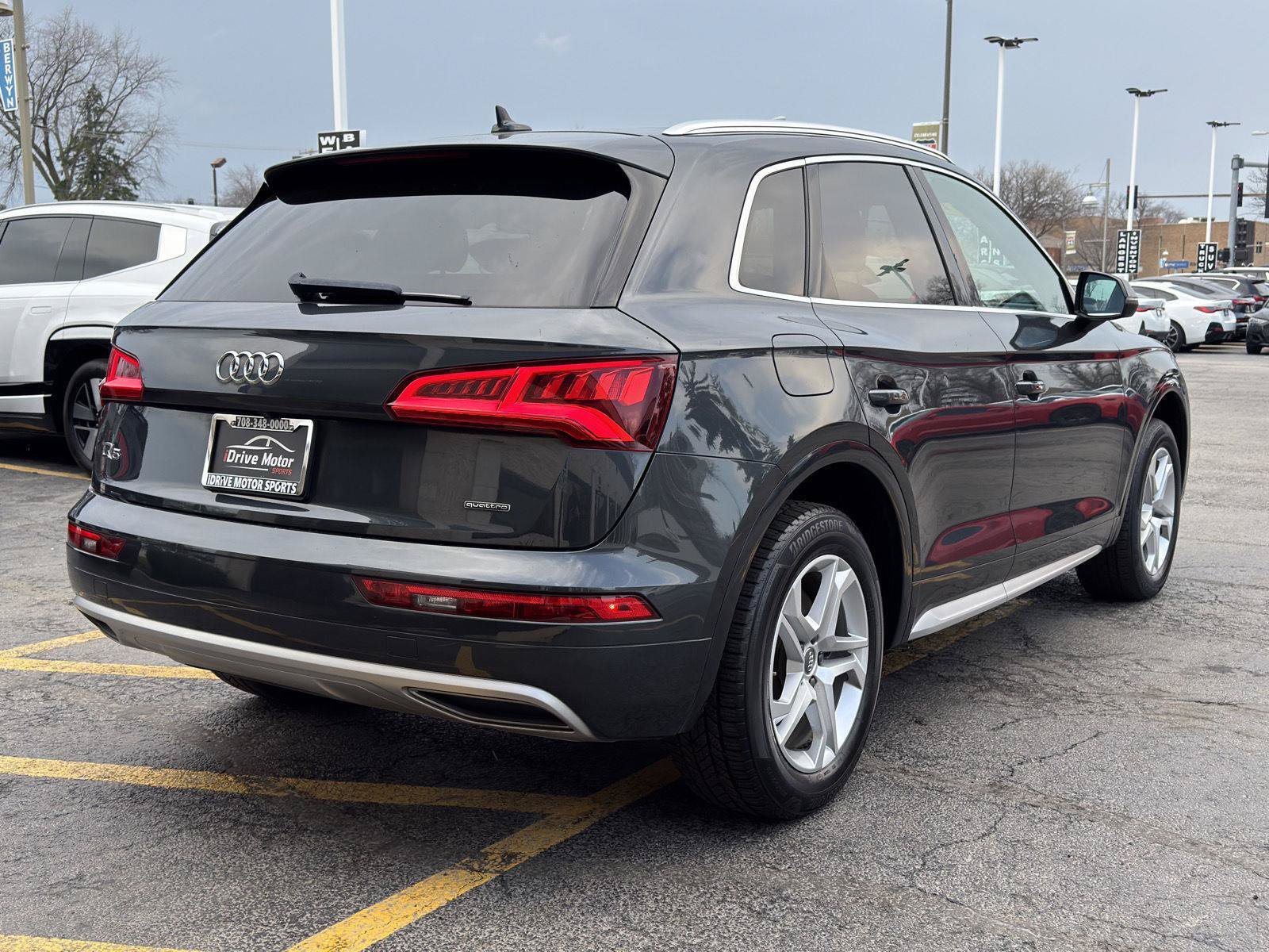 Used 2019 Audi Q5 2.0T Premium w/ Convenience Package AWD/4WD image 8