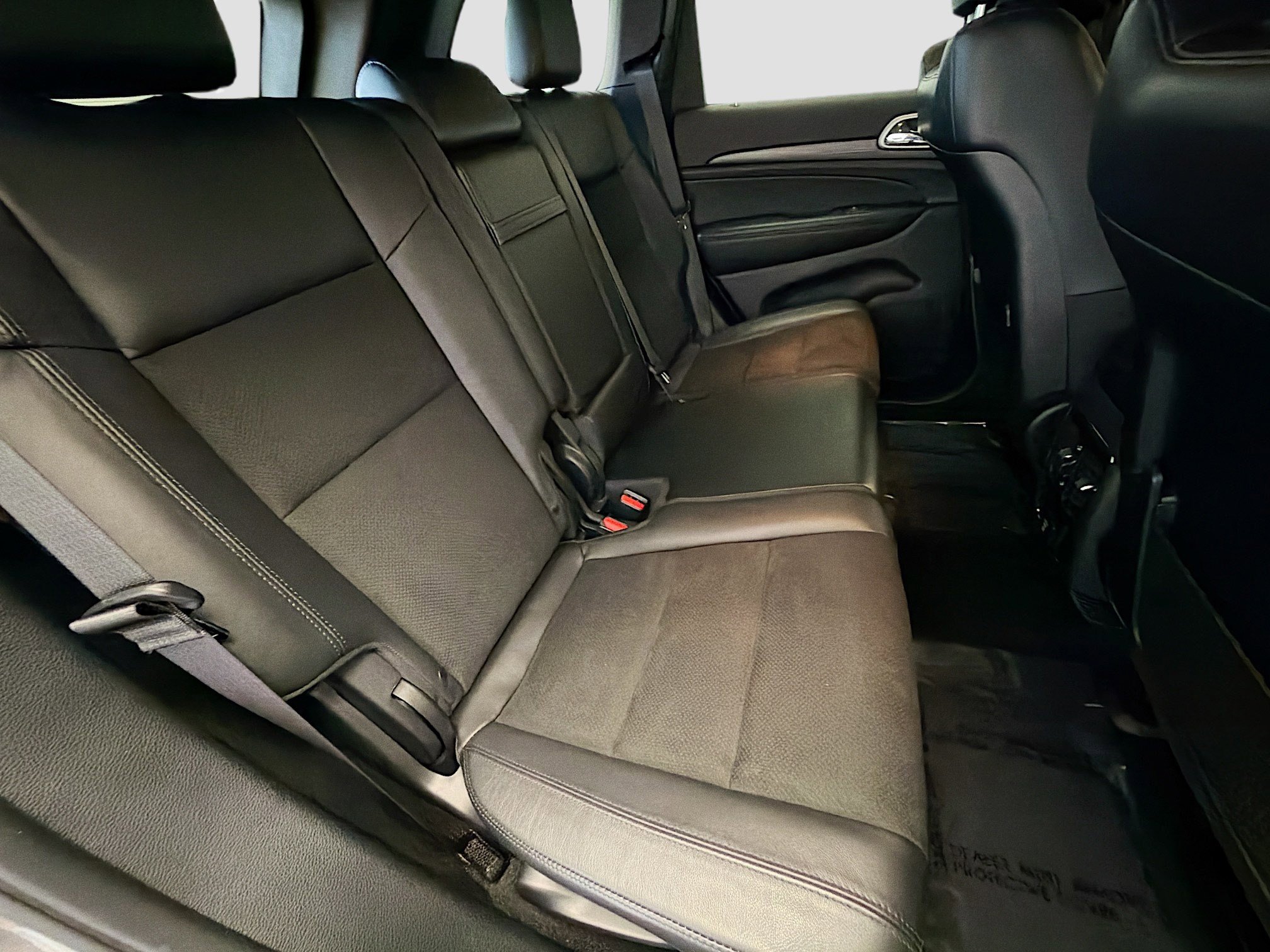 Used 2020 Jeep Grand Cherokee Altitude image 14