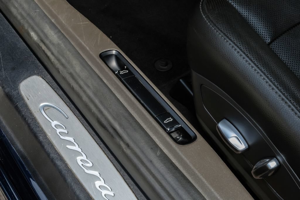 Used 2019 Porsche 911 Carrera RWD image 38