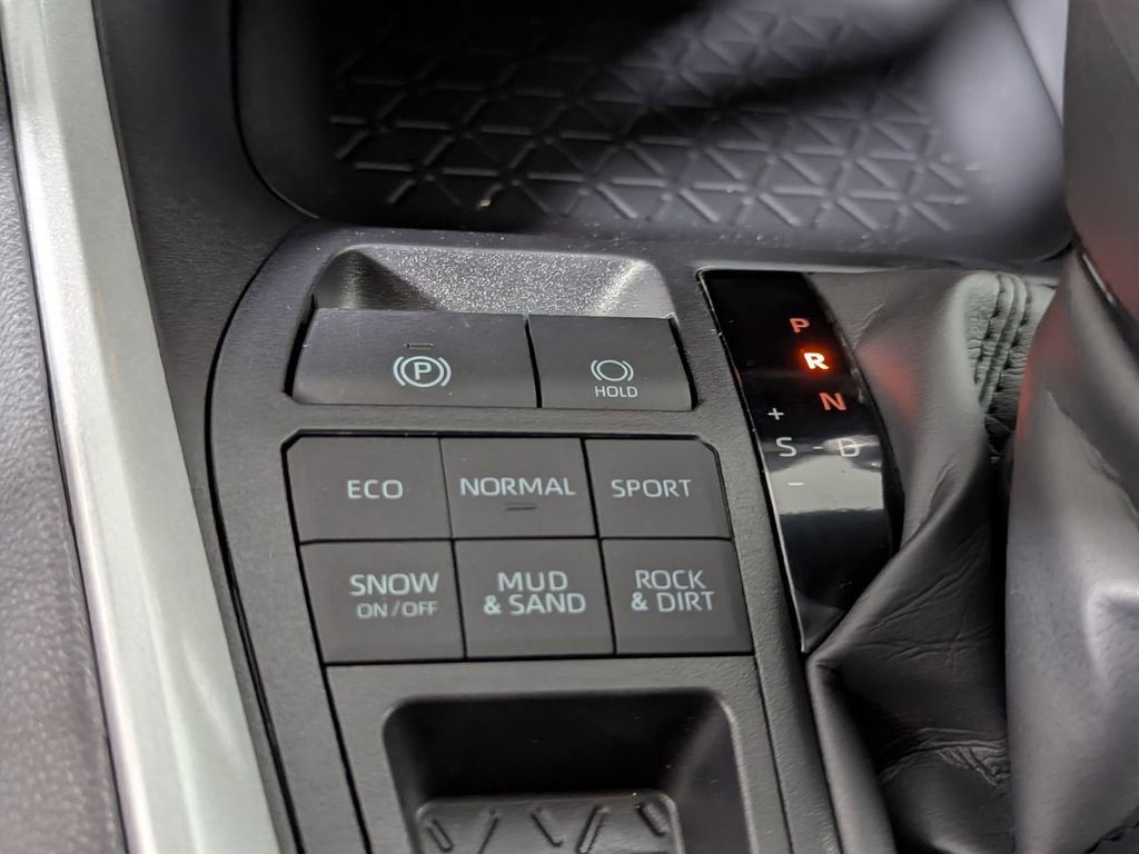 New 2025 Toyota RAV4 XLE image 22
