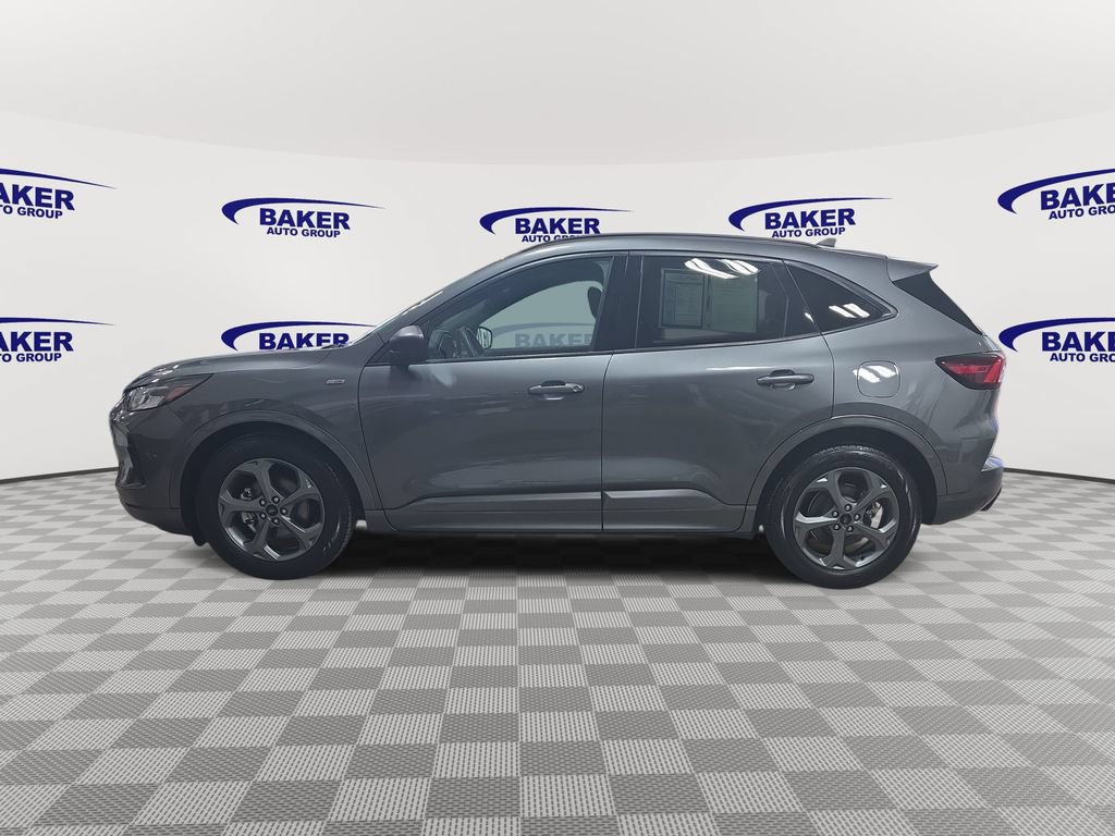 Used 2023 Ford Escape ST-Line FWD image 8