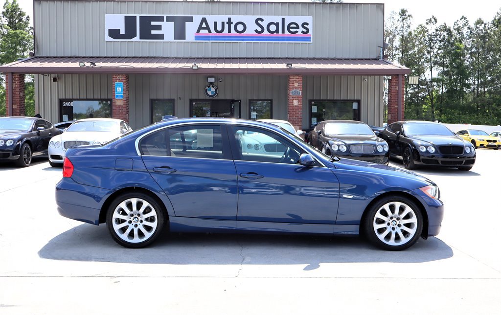 Used 2006 BMW 330xi Sedan AWD/4WD image 8