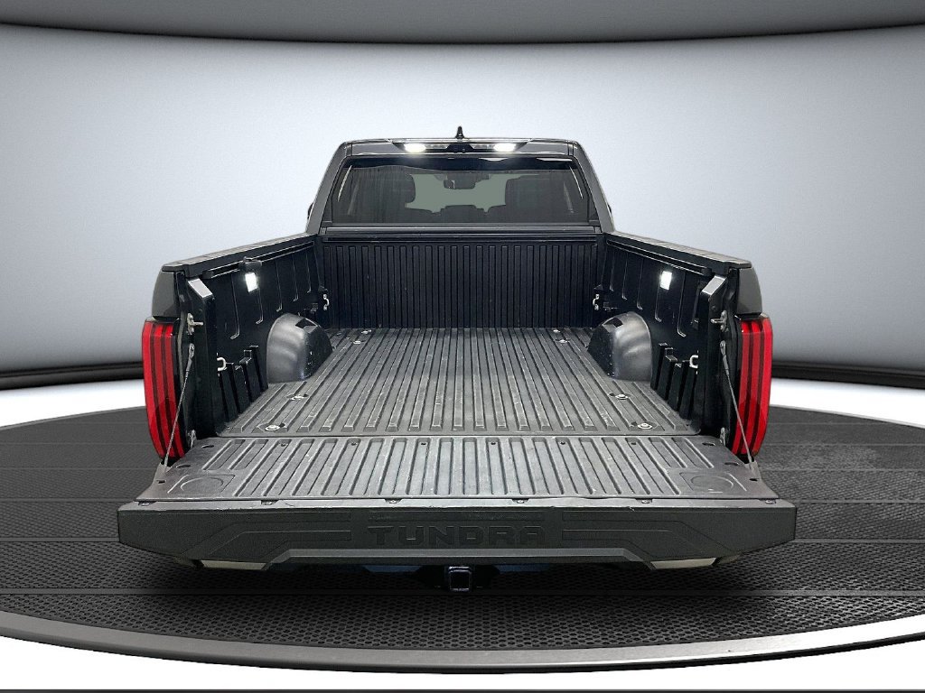Used 2023 Toyota Tundra Limited AWD/4WD image 7