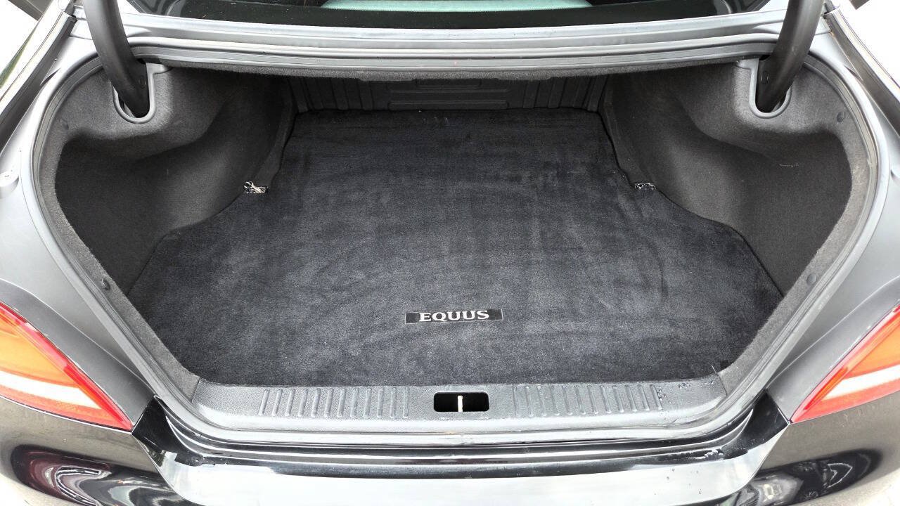 Used 2015 Hyundai Equus Signature RWD image 45