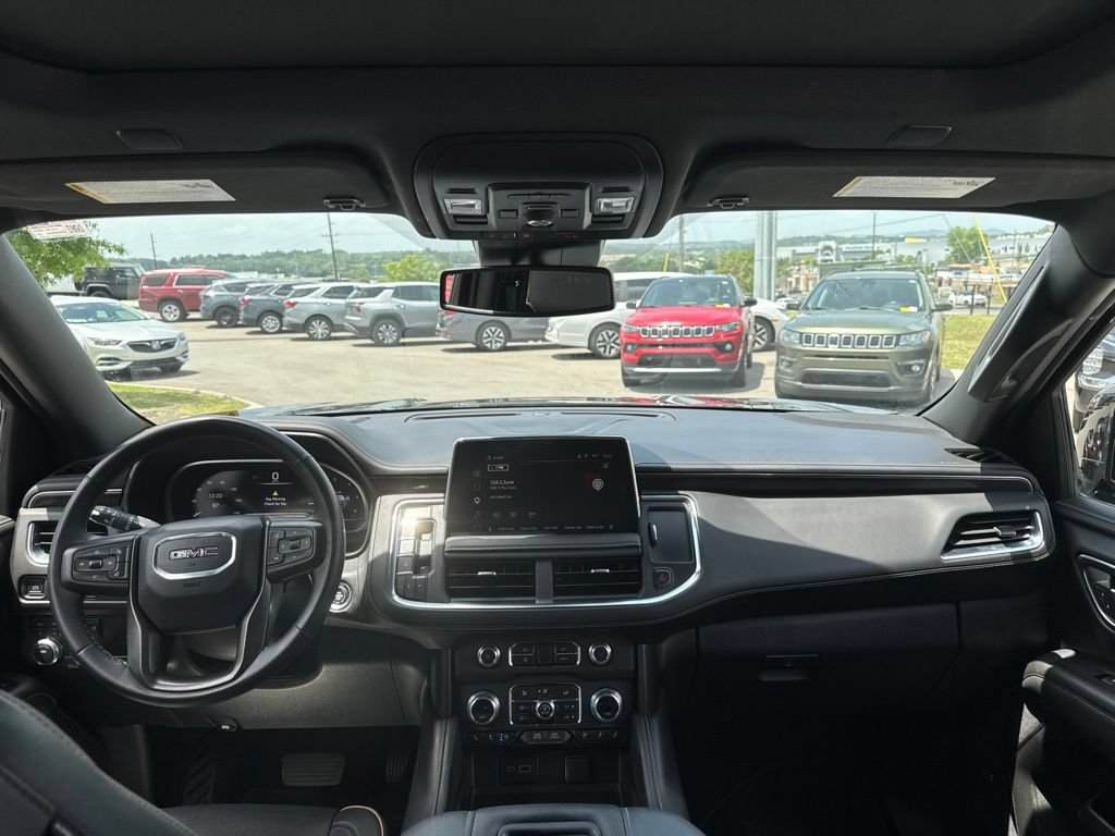 Used 2023 GMC Yukon AT4 AWD/4WD image 19