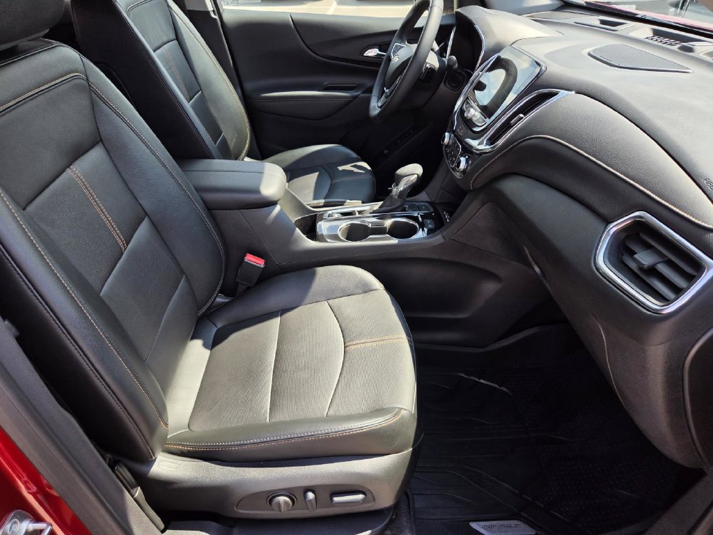 Used 2024 Chevrolet Equinox Premier AWD/4WD image 9