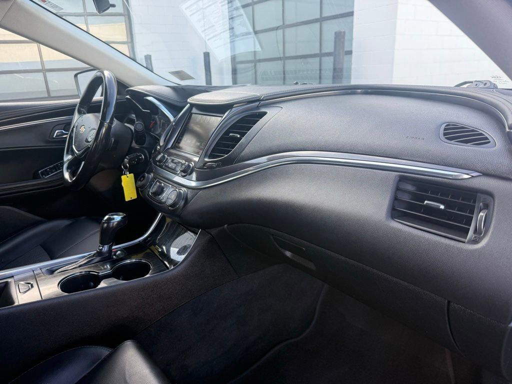 Used 2017 Chevrolet Impala LT FWD image 50
