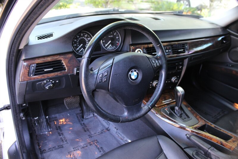 Used 2007 BMW 328i Sedan RWD image 9