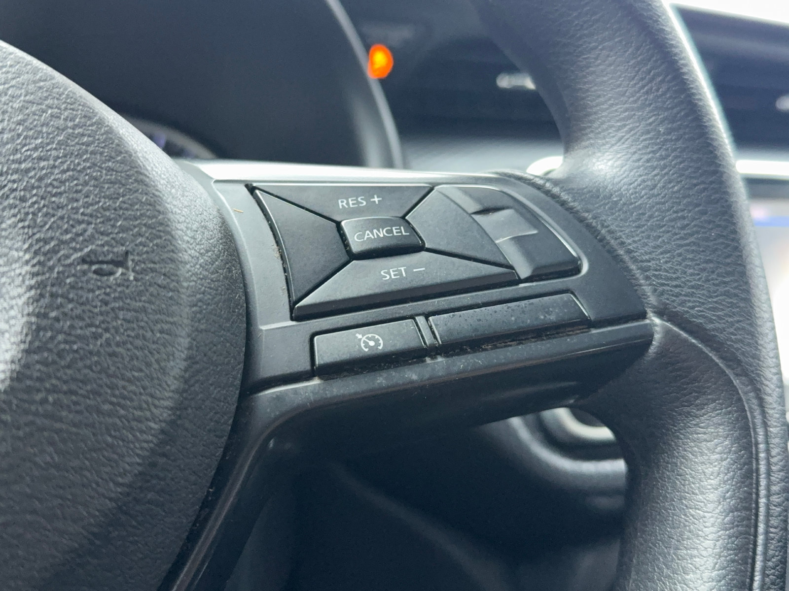 Used 2023 Nissan Kicks S FWD image 32