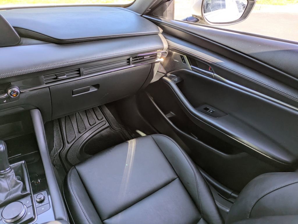 Used 2019 MAZDA MAZDA3 AWD Hatchback w/ Preferred Pkg image 19