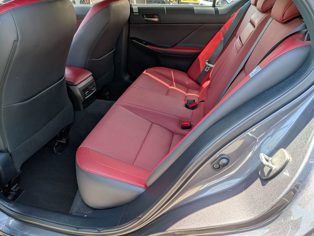 Used 2021 Lexus IS 300 w/ Comfort Package RWD image 31