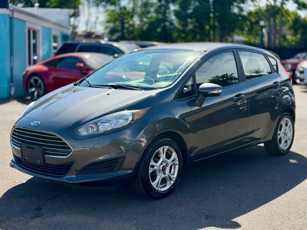 Used 2016 Ford Fiesta SE FWD image 4