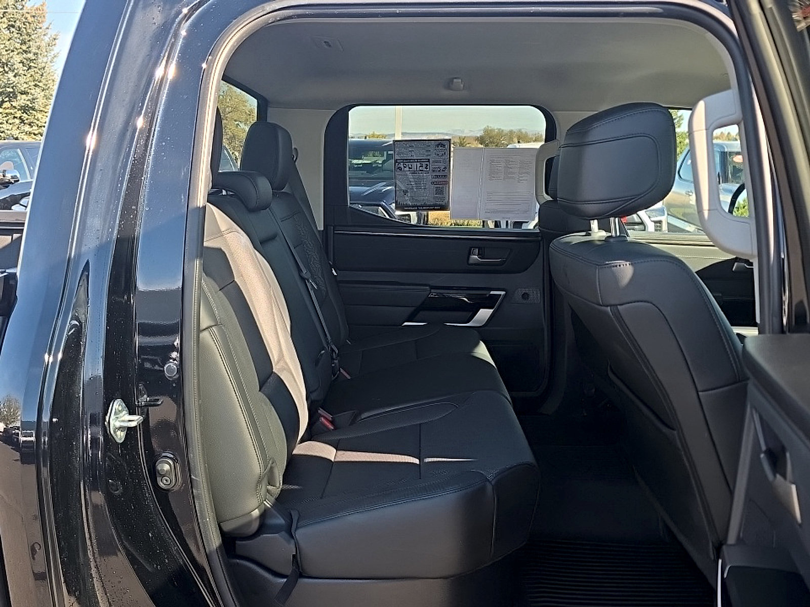 Used 2024 Toyota Tundra Limited AWD/4WD image 15
