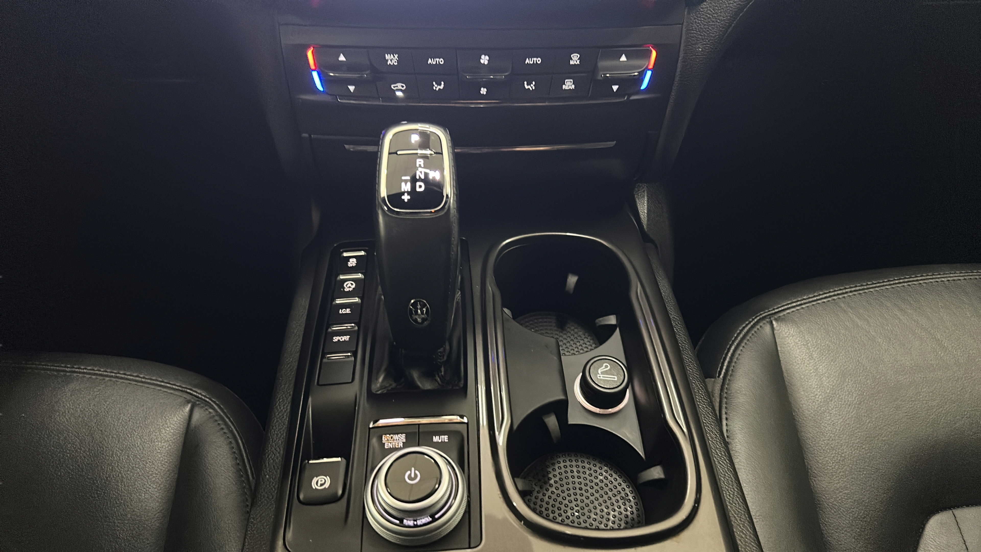 Used 2021 Maserati Ghibli RWD image 21