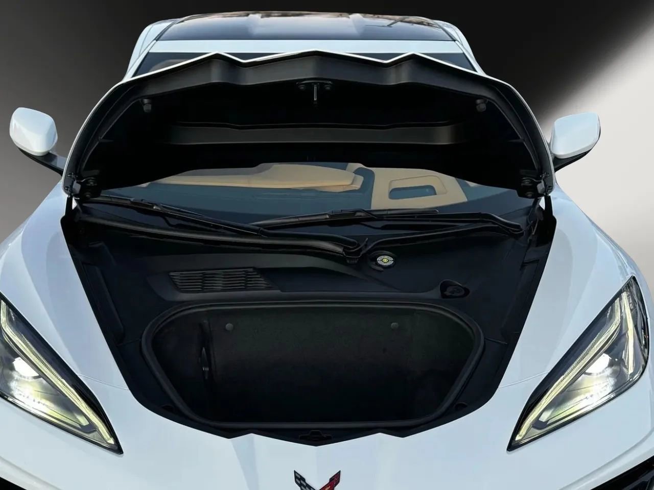 Used 2020 Chevrolet Corvette Stingray Premium Cpe w/ 3LT Preferred Equipment Group image 9