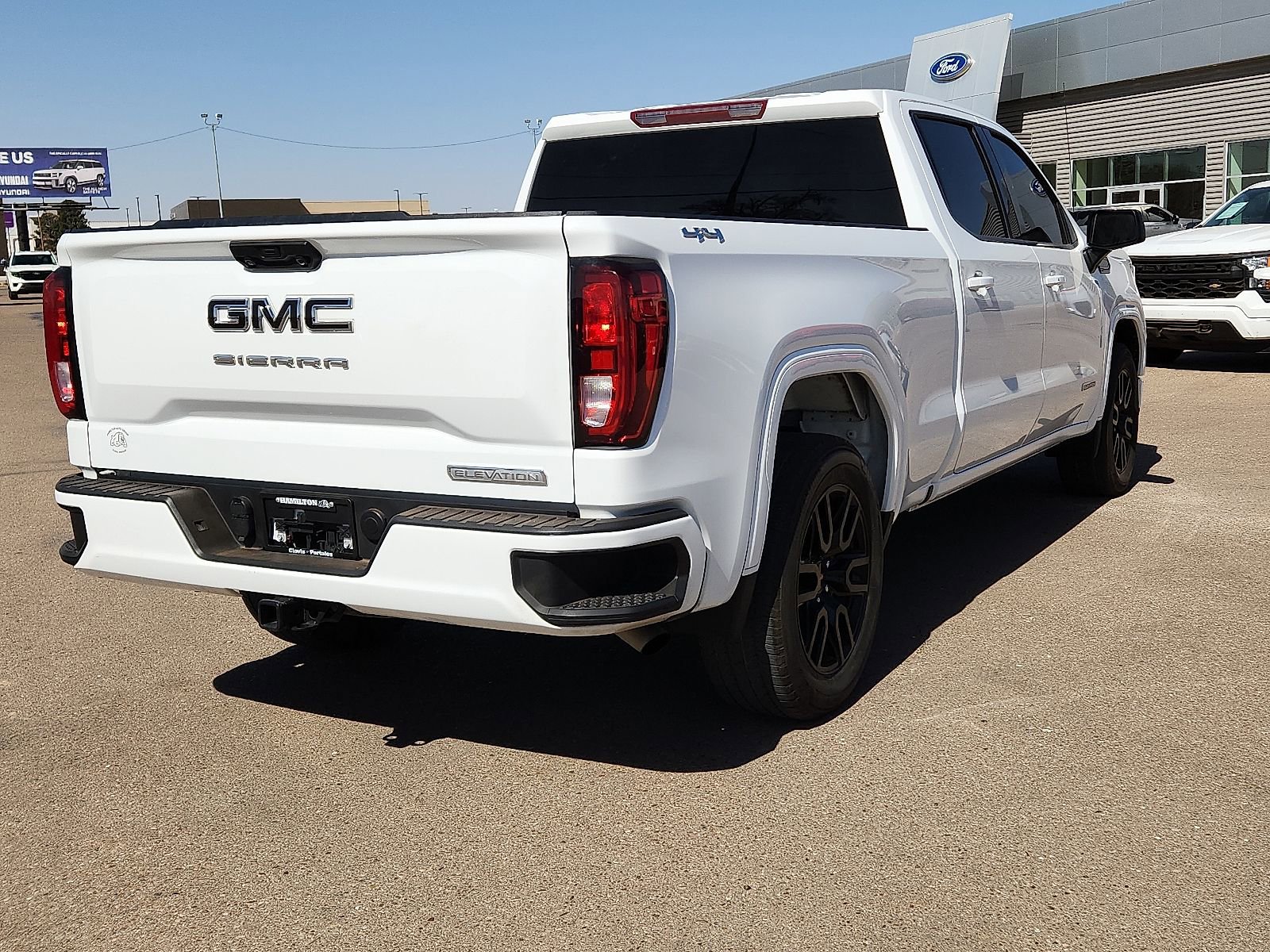 Used 2024 GMC Sierra 1500 Elevation image 4
