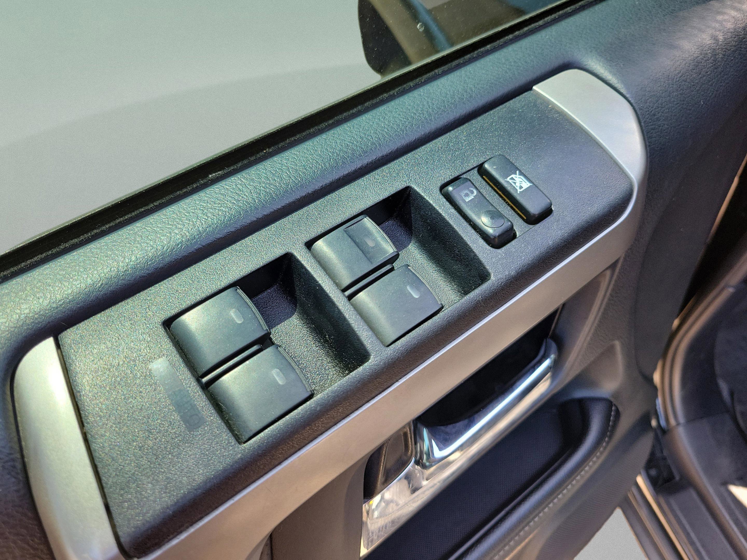 Used 2015 Toyota 4Runner SR5 Premium RWD image 23