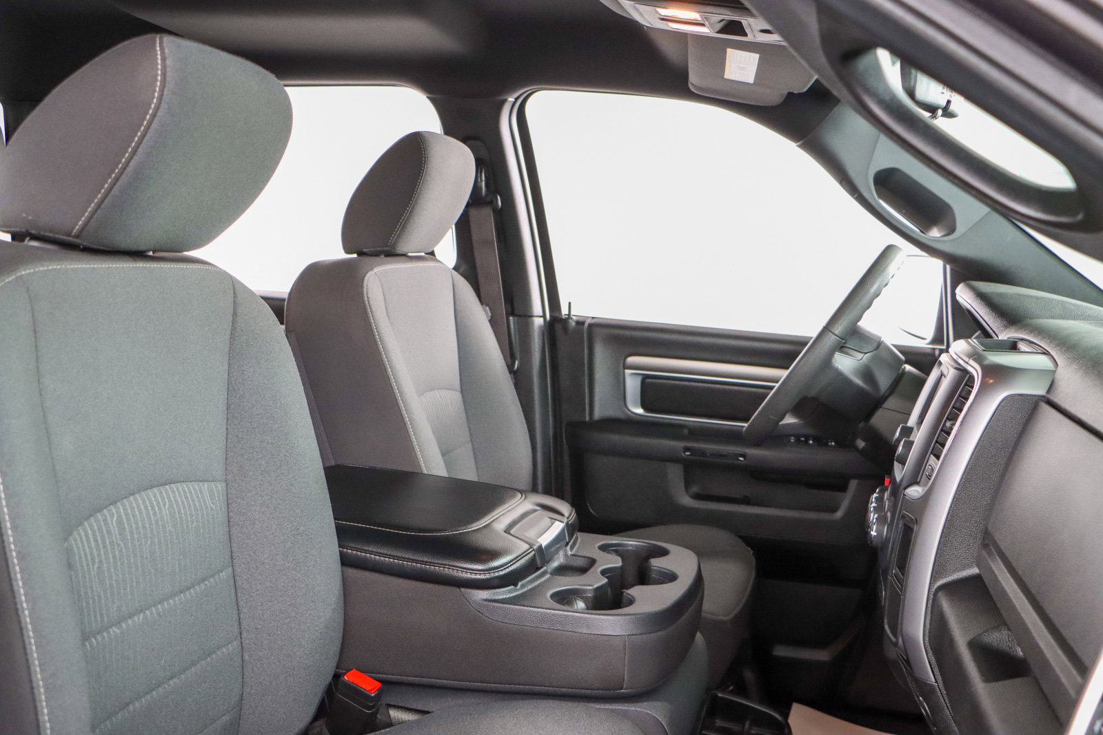 Used 2024 RAM 1500 Classic Warlock image 27