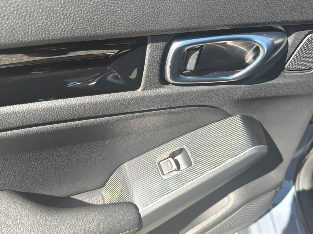 Used 2024 Honda Civic Sport Touring image 27