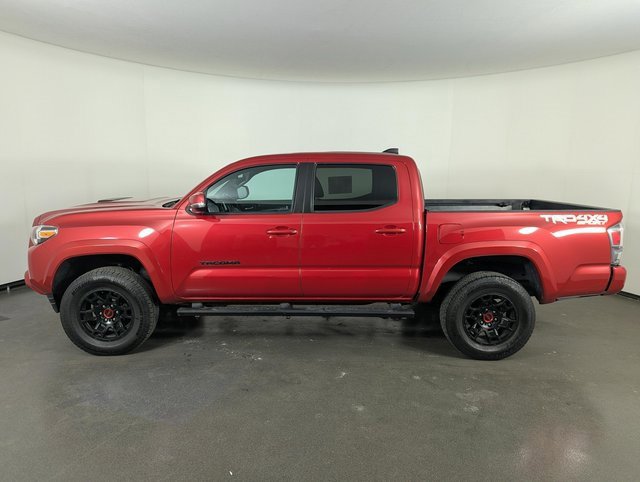Used 2021 Toyota Tacoma TRD Sport image 5