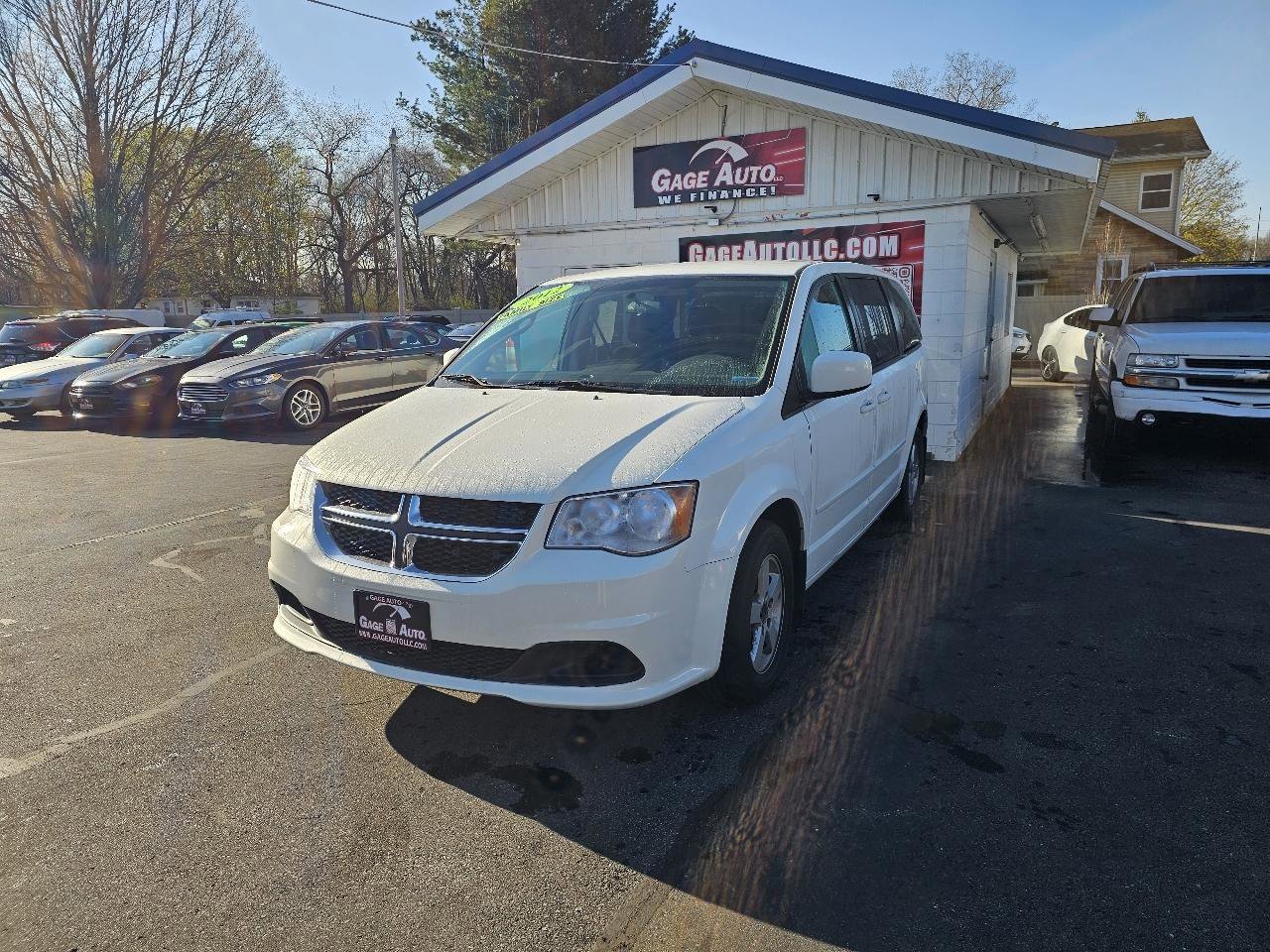 Used 2012 Dodge Grand Caravan SE FWD image 4
