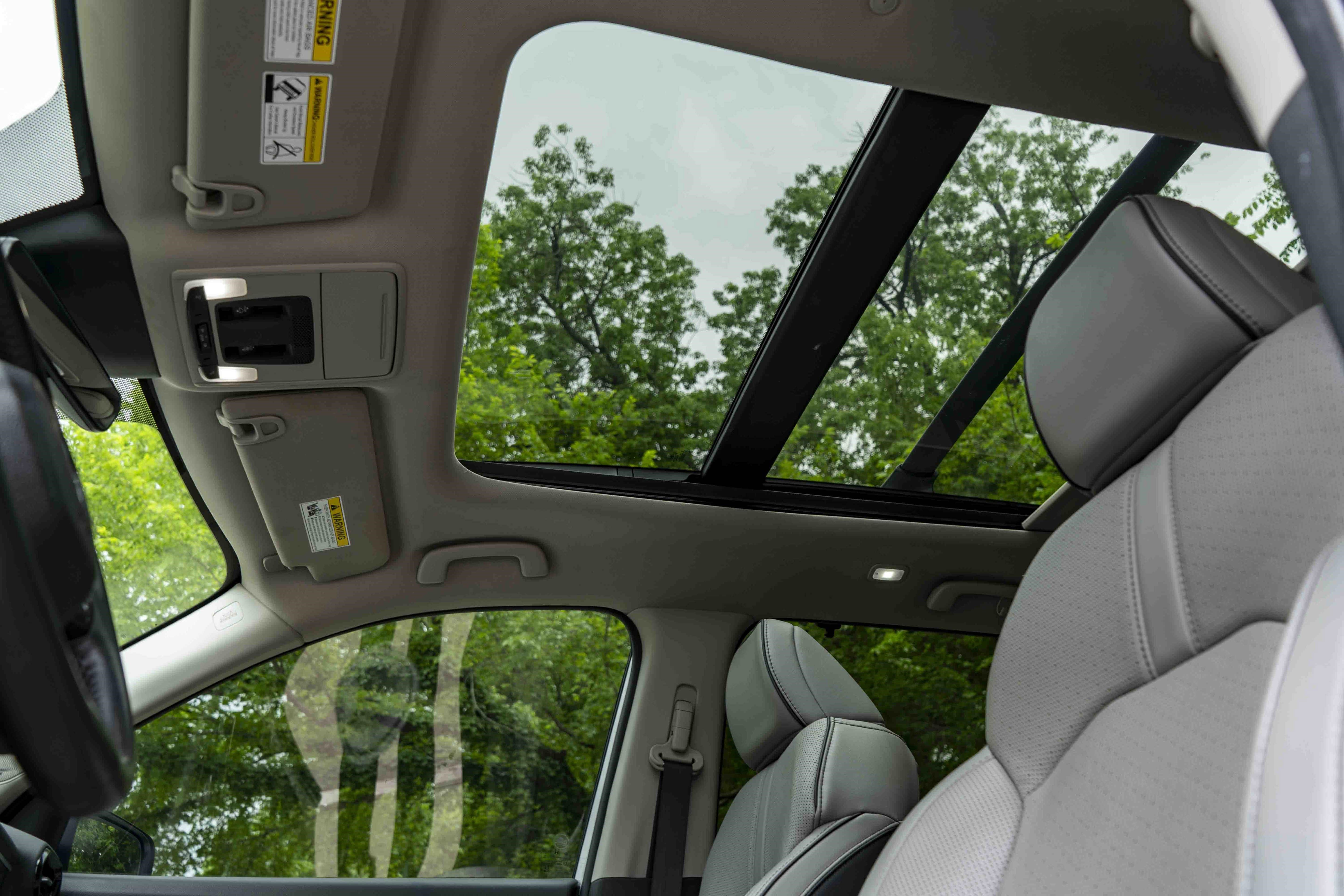 Used 2025 Honda Pilot Elite image 36