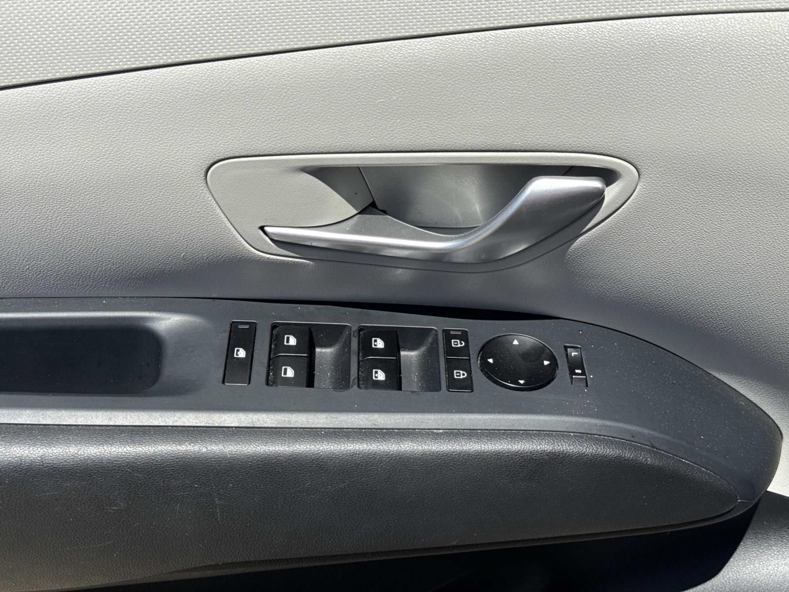 Used 2025 Hyundai Tucson SEL FWD image 19