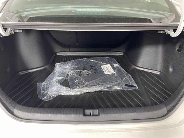 Certified 2025 Honda Accord SE image 12